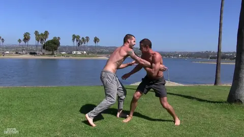 Brendan Phillips und Buck Richards – Buck belädt Brendan