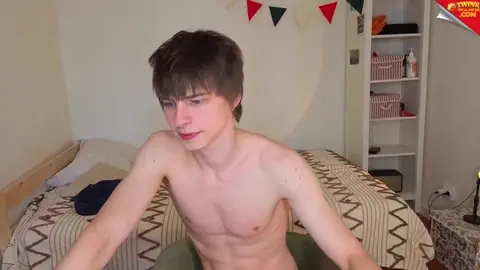 Hot Twink Webcam Show - AngelicLook