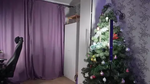 Pareja de twinks sexy en casa - MattyAiden