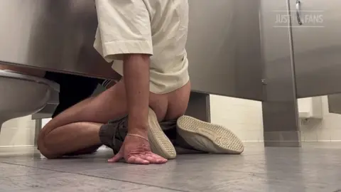 understall public amateur gay