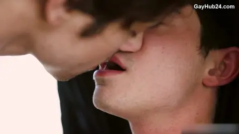 Grayson Lange And Taylor Reign