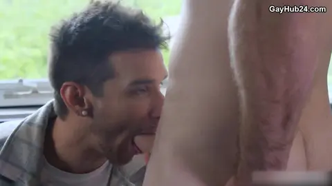Gabriel Clark fode Mitch Matthews - transa sarada sem camisinha