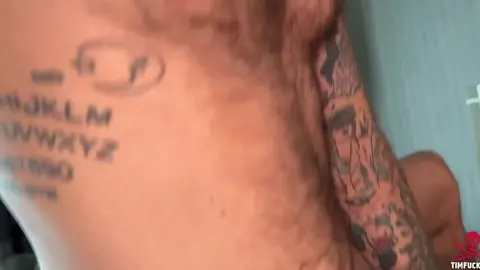 Ryan Powers & Fun Size Jock – Un deportista se deja follar largo tiempo