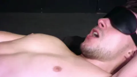 Jason Domino, Dmitry Osten & Charley Cole – Scopata bareback da due dominanti