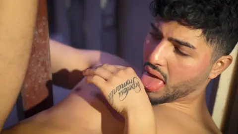 Jade Desir, Joe Vanni – Retour Avant Sc2