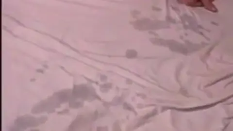 Barebacking 101 - Orgie bareback entre mecs