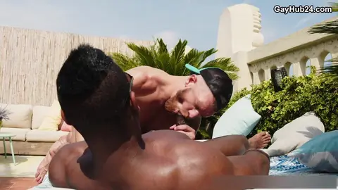 BBC pour Caleb King le minet canadien affamé