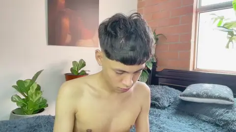 Chico sexy Andy Belier en cam en vivo