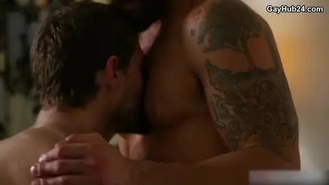Justin Brody fickt Adam Ramzi im Hotel bareback