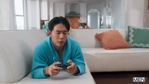 Me follé a mi hermanastro Drake Von sin piedad