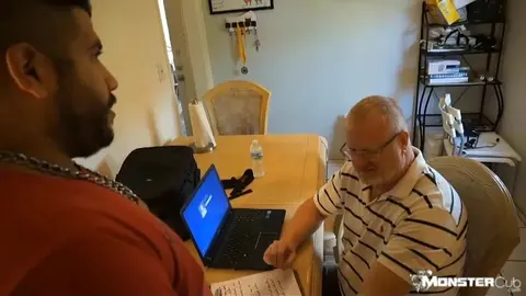 Rusty Mcmann & Lanz Adams con preservativo