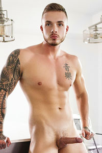 Theo Ross